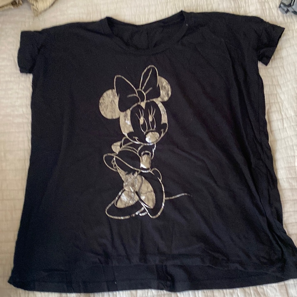 H&M tee
